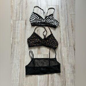 Bundle M Blush bralettes